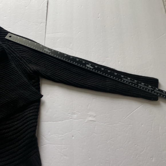 Ann Taylor Cropped Cardigan‎ Sweater - Picture 9 of 9